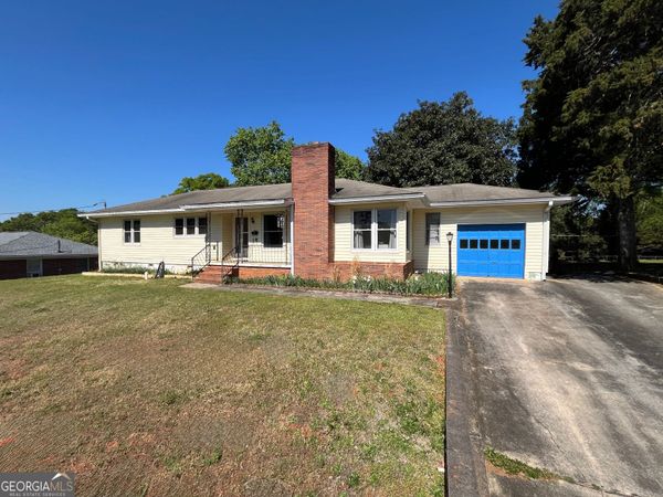 7 Hillcrest Avenue NE, Rome, GA 30161