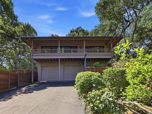 9 Russell Avenue, Portola Valley, CA 94028