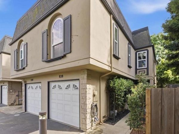 828 Rue Montagne, Campbell, CA 95008