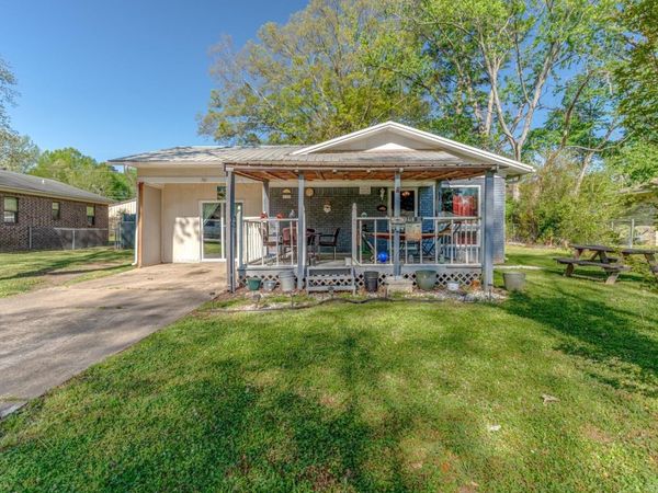 701 N Main Street, Bald Knob, AR 72010