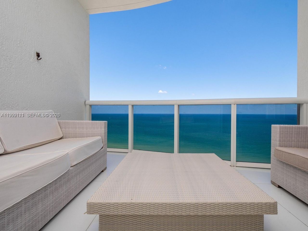 15901 Collins Ave , Unit 2504, Sunny Isles Beach, FL 33160 Photo