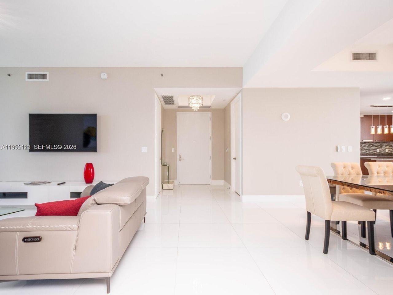 15901 Collins Ave , Unit 2504, Sunny Isles Beach, FL 33160 Photo