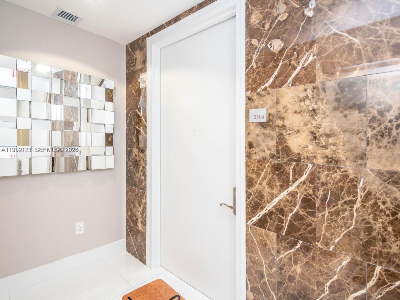 15901 Collins Ave , Unit 2504, Sunny Isles Beach, FL 33160 Photo