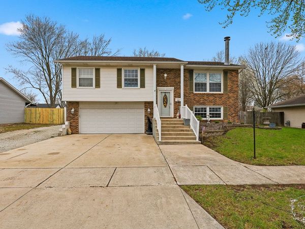 209 Meadows Road S, Bourbonnais, IL 60914