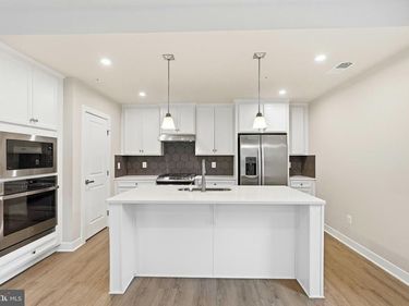 14540 GEORGE CARTER WAY, Unit 290, CHANTILLY, VA 20151