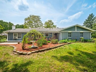 50902 Magician Lake Road, Dowagiac, MI 49047