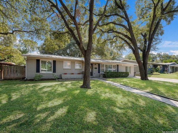614 LARKWOOD DR, San Antonio, TX 78209