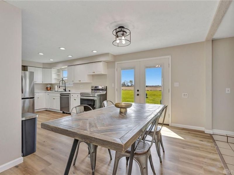 1171 N Sulphur Springs Road, West Alexandria, OH 45381 Photo 11