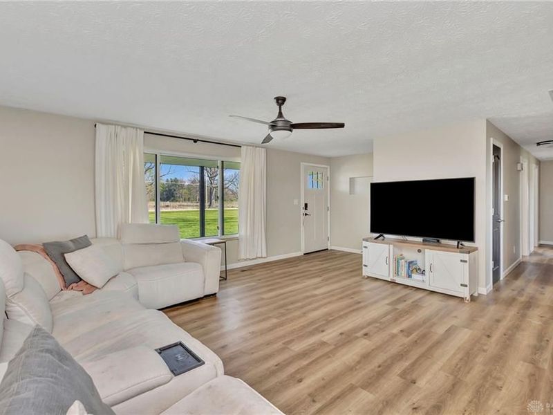 1171 N Sulphur Springs Road, West Alexandria, OH 45381 Photo 6