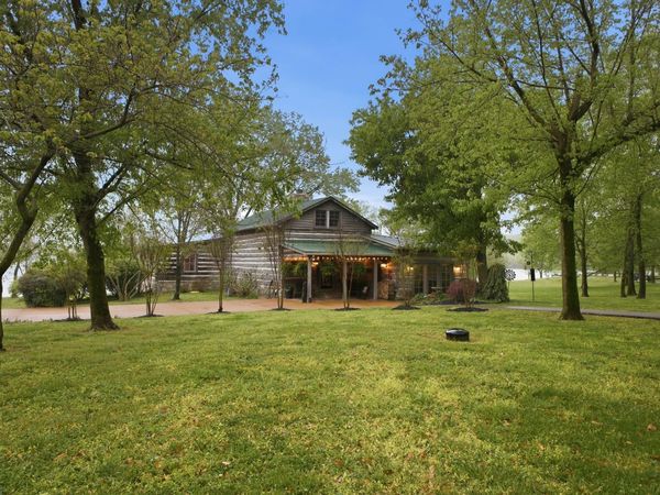 1004 Mill Pond Road , Mount Pleasant, TN 38474