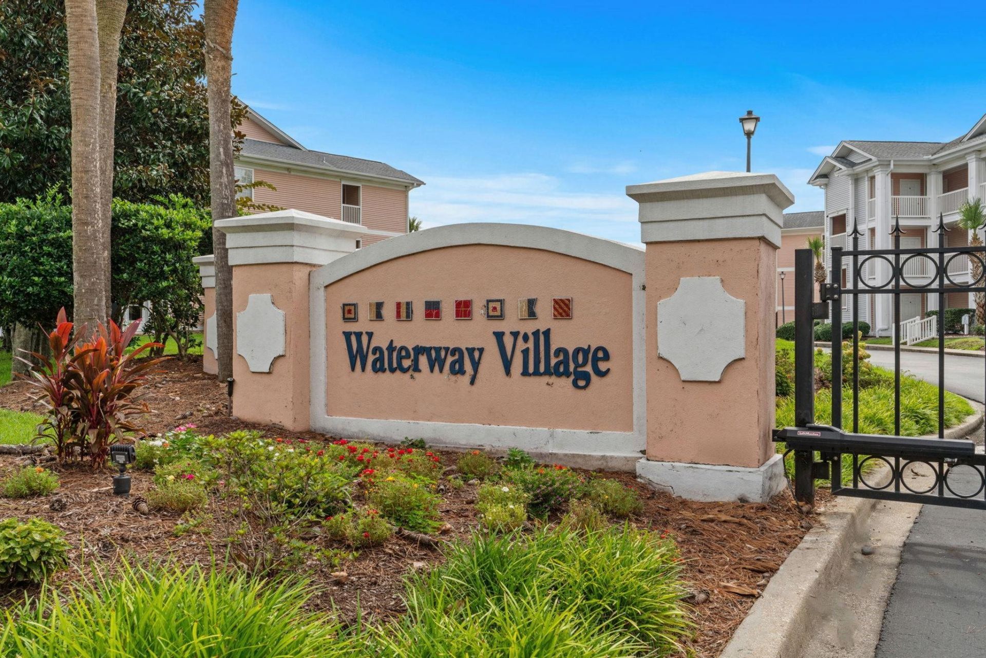 633 Waterway Village Blvd.  Photo 56