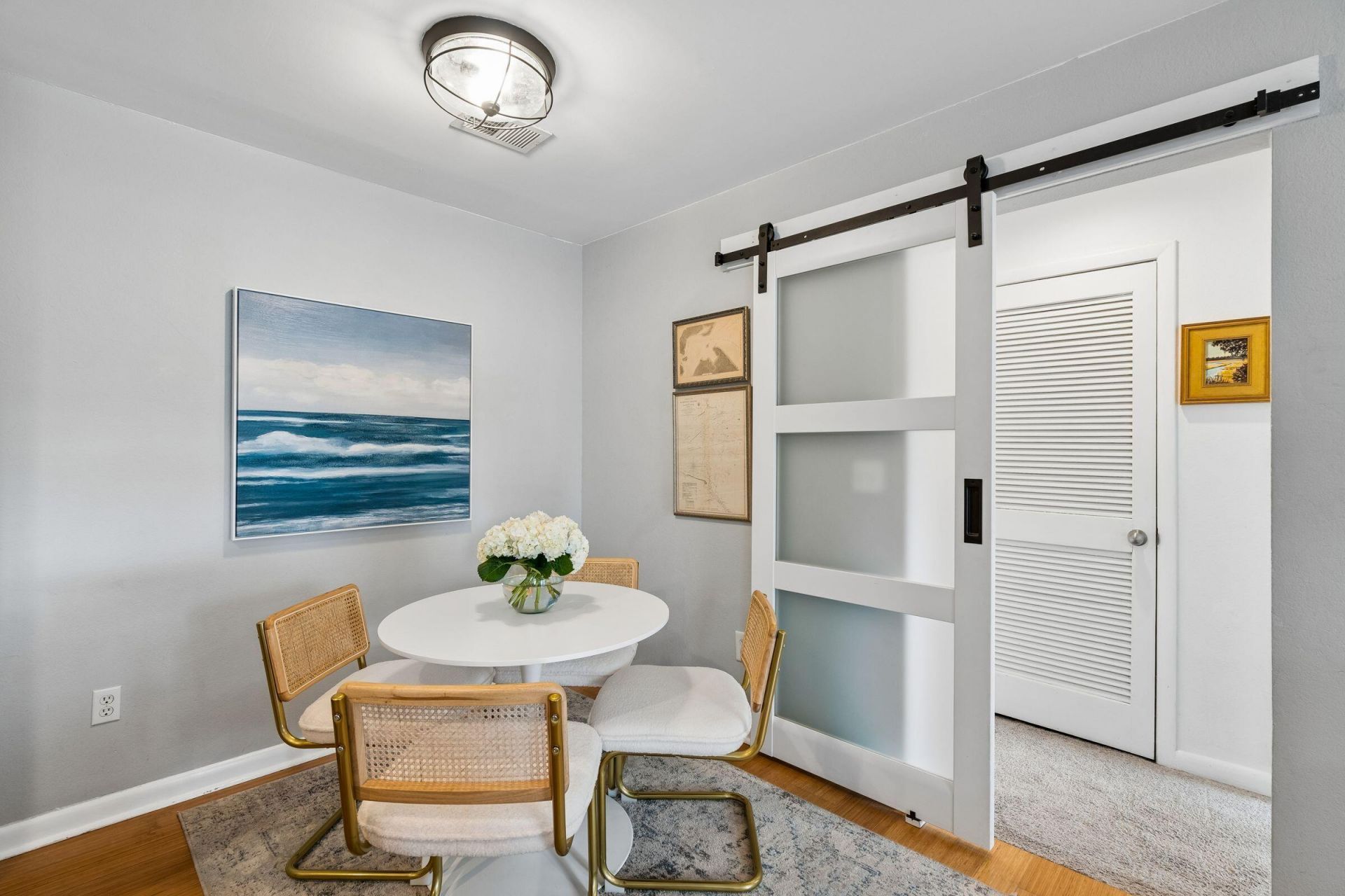 265 Alexandra Drive Photo 16