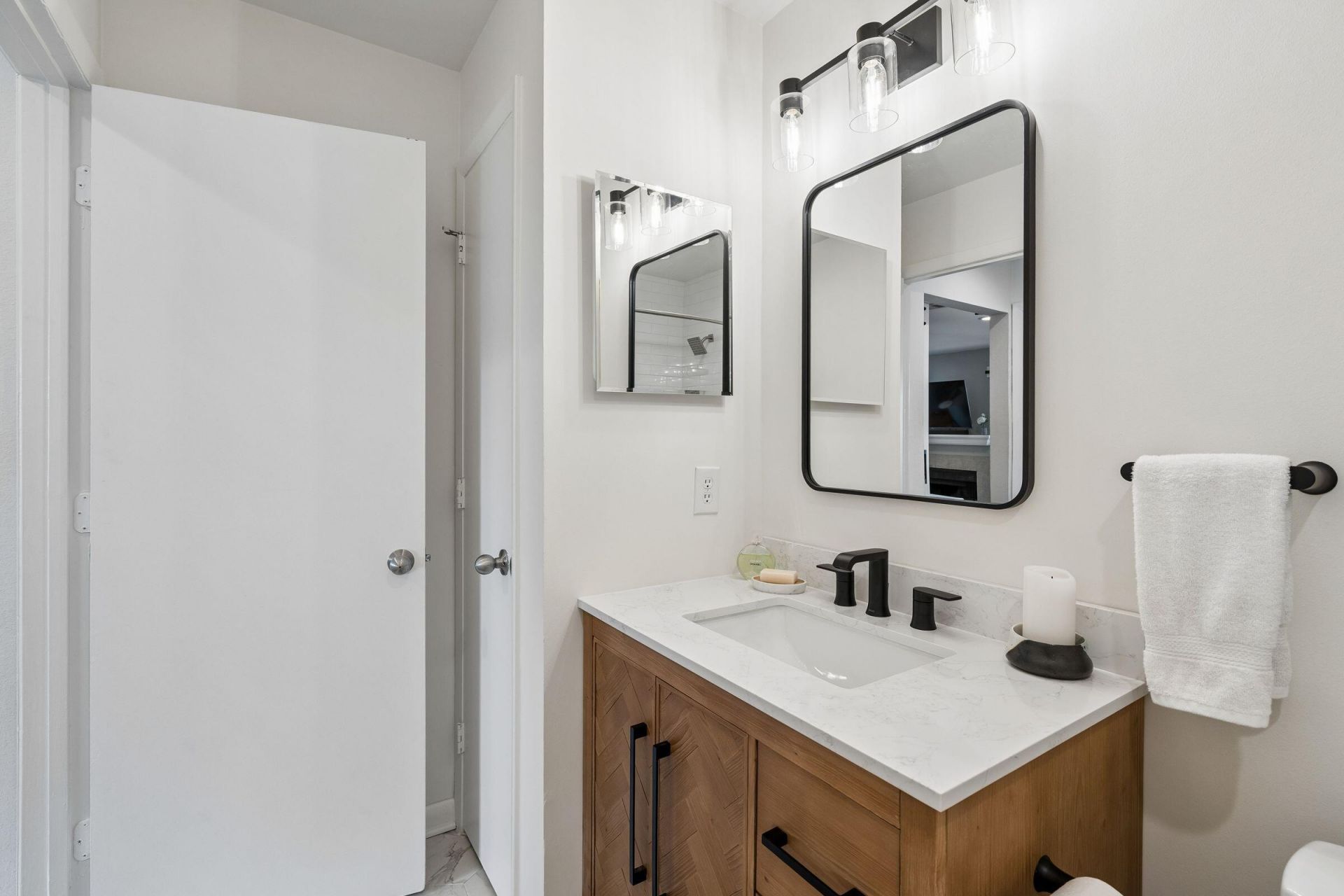 265 Alexandra Drive Photo 28