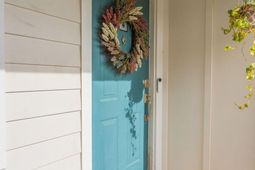 265 Alexandra Drive photo 4