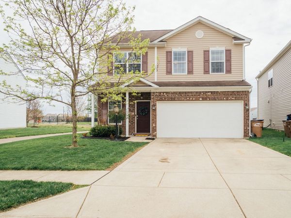 2263 Shadow Bend Drive, Columbus, IN 47201