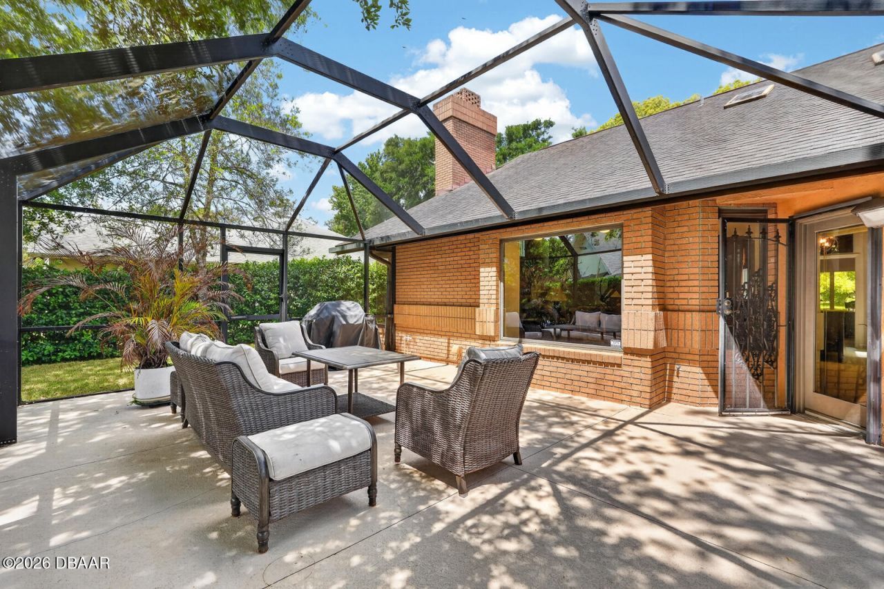 923 Club House Boulevard, New Smyrna Beach, FL 32168 Photo