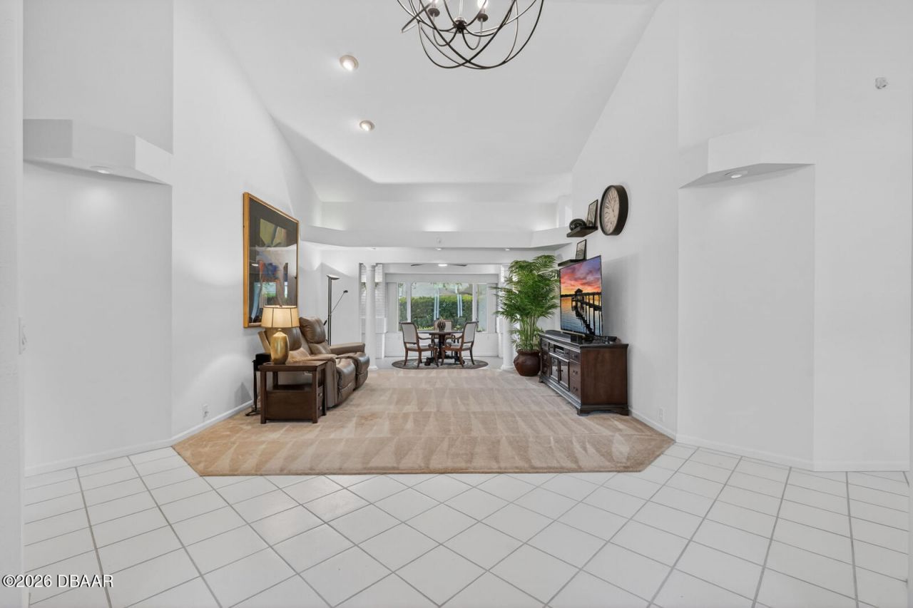 923 Club House Boulevard, New Smyrna Beach, FL 32168 Photo