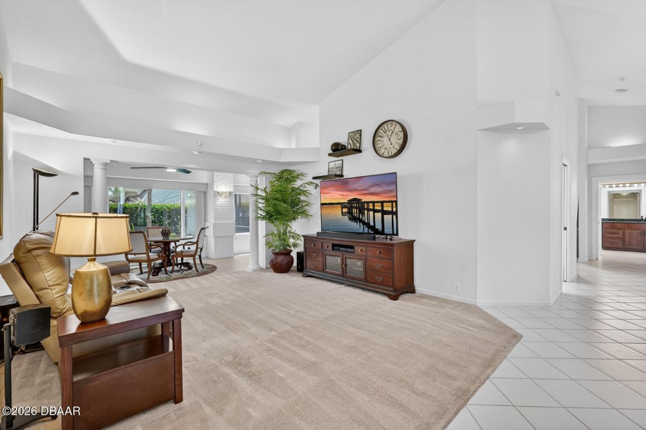 923 Club House Boulevard, New Smyrna Beach, FL 32168 Photo