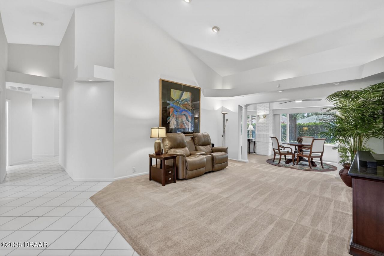 923 Club House Boulevard, New Smyrna Beach, FL 32168 Photo