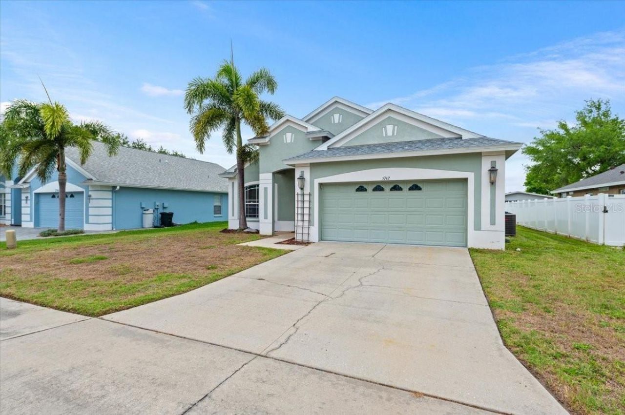 5742 48th Street Circle E, Bradenton, FL 34203 Photo