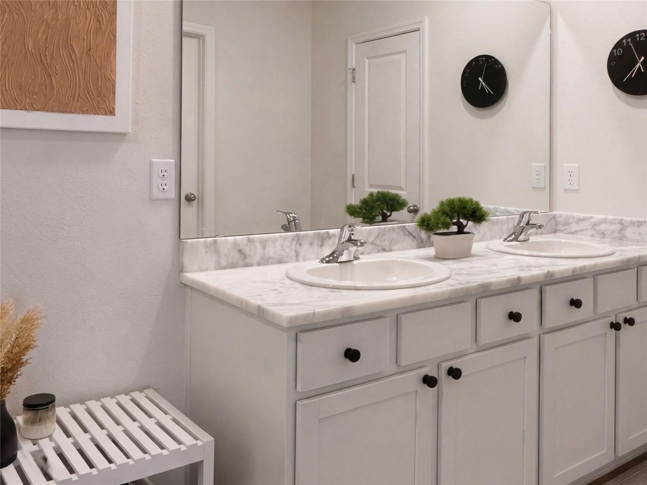 3419 Hilltop Circle, Bradenton, FL 34211 Photo