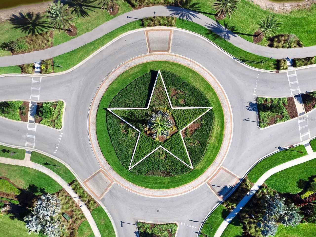 3419 Hilltop Circle, Bradenton, FL 34211 Photo