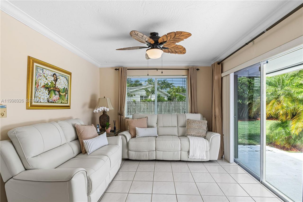 10325 SW 102nd Ct, Miami, FL 33176 Photo