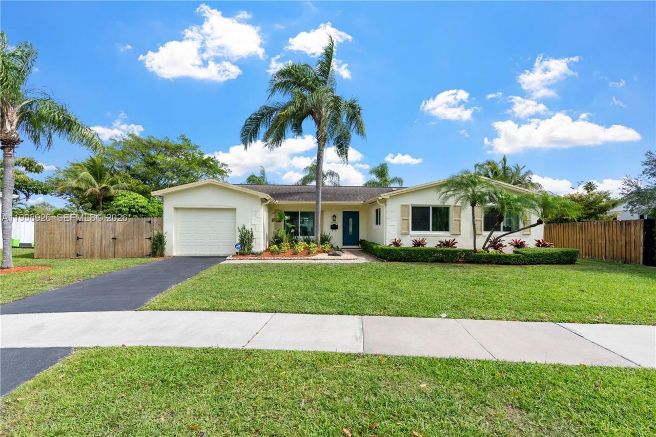 10325 SW 102nd Ct, Miami, FL 33176 Photo