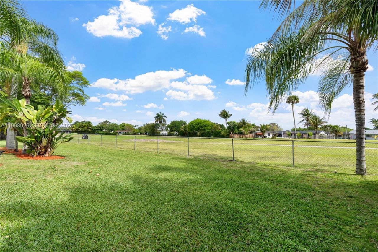 10325 SW 102nd Ct, Miami, FL 33176 Photo