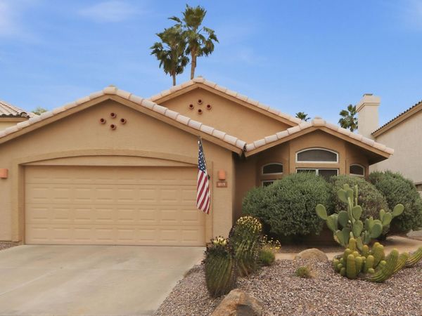 1075 N SAGUARO Street, Chandler, AZ 85224