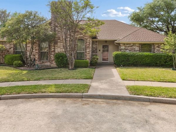 1714 Blain Drive, Rowlett, TX 75088