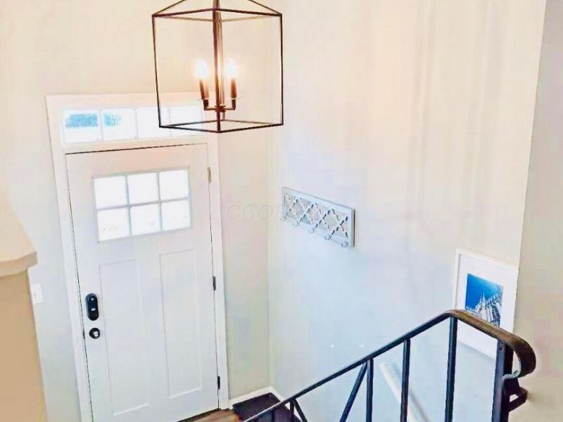 221 Lincolnshire Road, Columbus, OH 43230 Photo 2