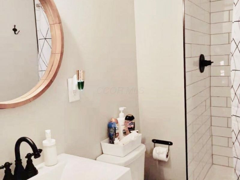 221 Lincolnshire Road, Columbus, OH 43230 Photo 8