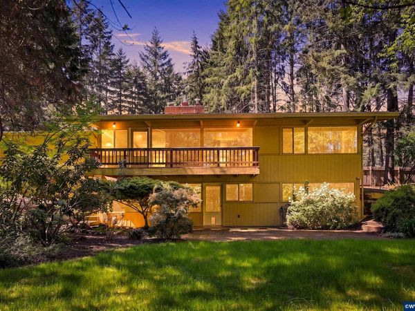 969 NW Camellia Dr, Corvallis, OR 97330