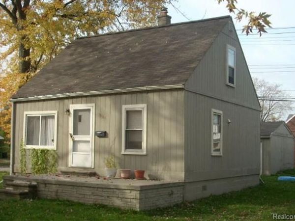 21613 WALTHAM Road, Warren, MI 48089