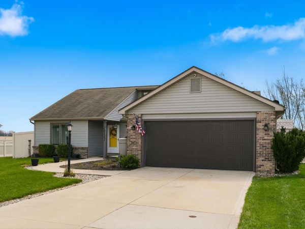 20112 Pasada Drive, Monroeville, IN 46773