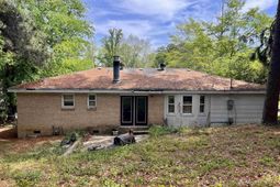 2529 Windsor Road  photo 4