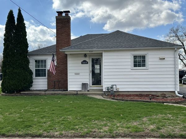 627 Genesee Avenue , Morrison, IL 61270