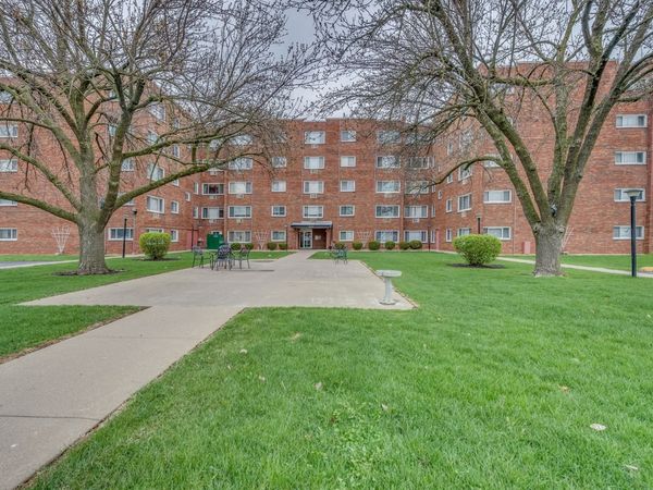 222 Madison Street , Unit 214, Joliet, IL 60435