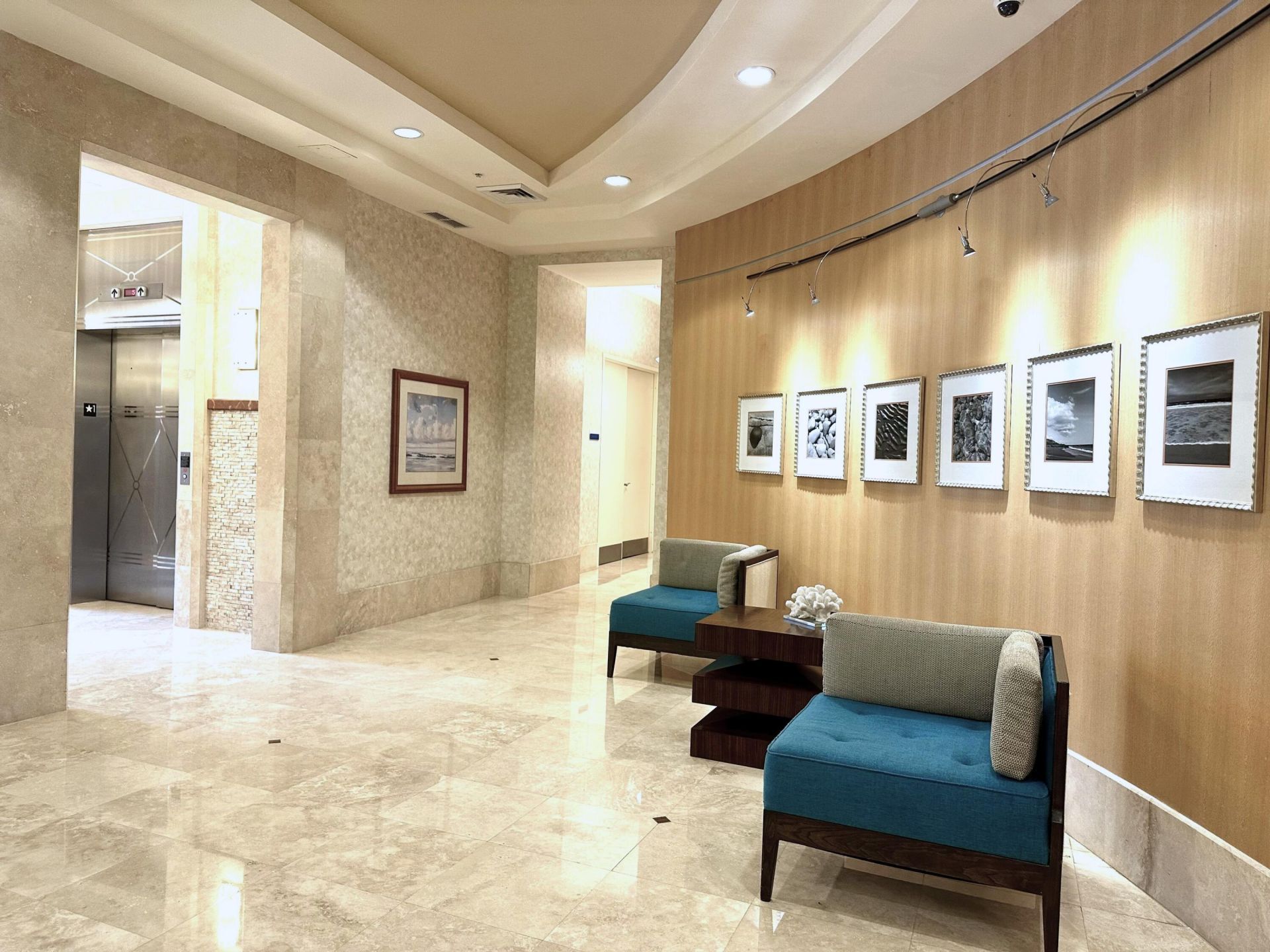 1945 S Ocean Drive, Unit 609, Hallandale Beach, FL 33009 Photo