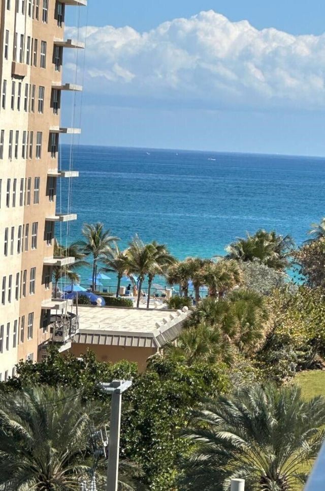 1945 S Ocean Drive, Unit 609, Hallandale Beach, FL 33009 Photo