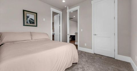 7347 Diamond Oaks Court, Sparks, NV 89436 Photo