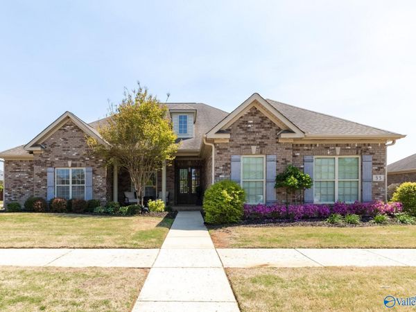 33 Wax Lane SW, Huntsville, AL 35824
