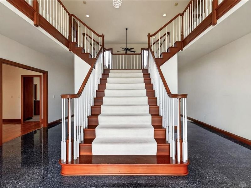 8470 Koster Lane, Washington Township, OH 45458 Photo 10