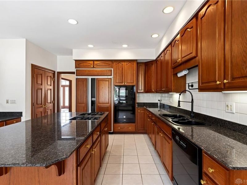 8470 Koster Lane, Washington Township, OH 45458 Photo 24