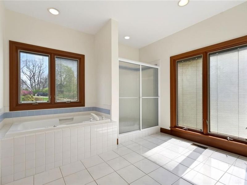 8470 Koster Lane, Washington Township, OH 45458 Photo 32