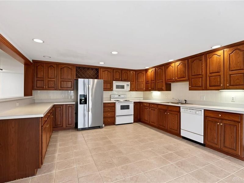 8470 Koster Lane, Washington Township, OH 45458 Photo 57