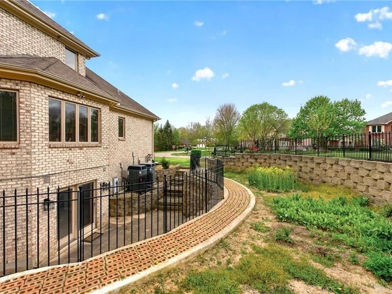 8470 Koster Lane, Washington Township, OH 45458 Photo 74