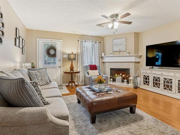 22 Abbey Road, Euless, TX 76039
