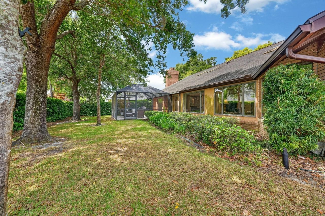 923 Club House Boulevard, New Smyrna Beach, FL 32168 Photo